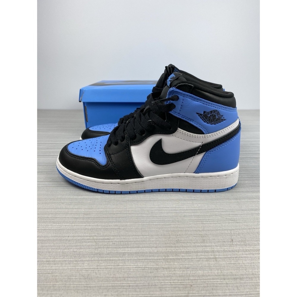 Size 4.5 (GS) - Jordan 1 High Retro OG UNC Toe FD1437 400 EXCELLENT CONDITION - Picture 4 of 10
